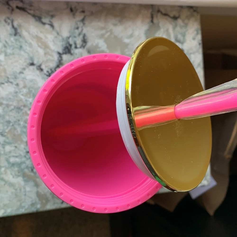 Brand New with Tags Lilly Pulitzer Insulated Tumbler w/ straw in Seaing Things - Picture 4 of 7